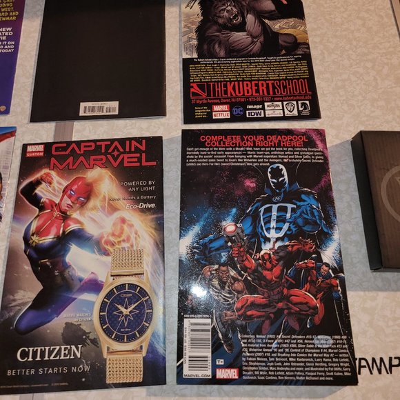 Comics & Collector's Pin & Figure Set-$75 obo - Picture 12 of 15